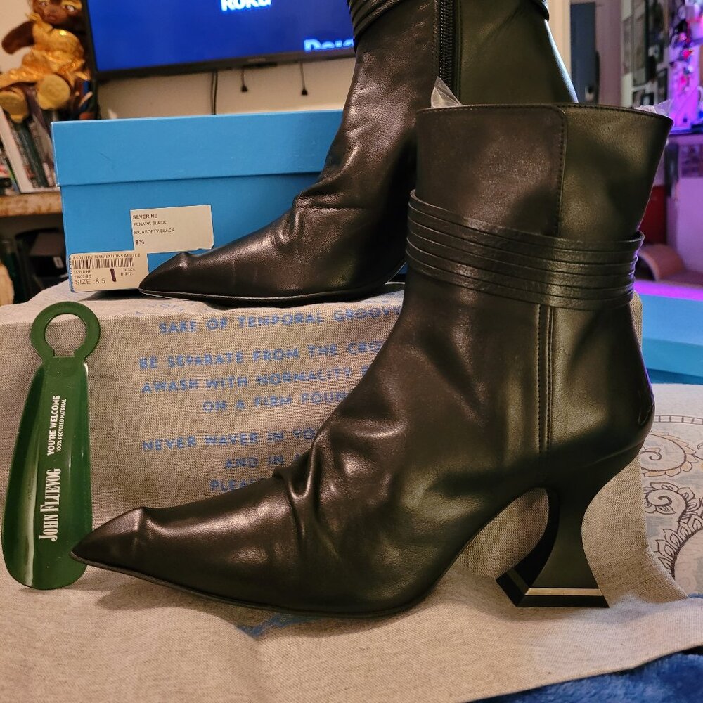 SEVERINE BY JOHN FLUEVOG BLACK BOOTIES SIZE 8.5